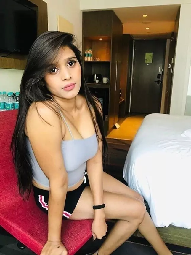 कॉल गर्ल्स सर्विस  बमनगोला